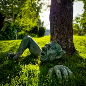 Figura ogrodowa Troll